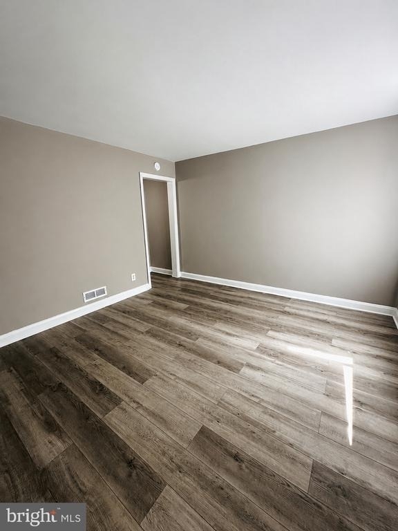 3912 Kenyon Avenue - Photo 6