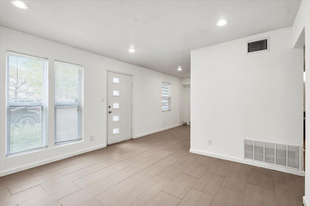 3464 Willowrun Dr - Photo 8