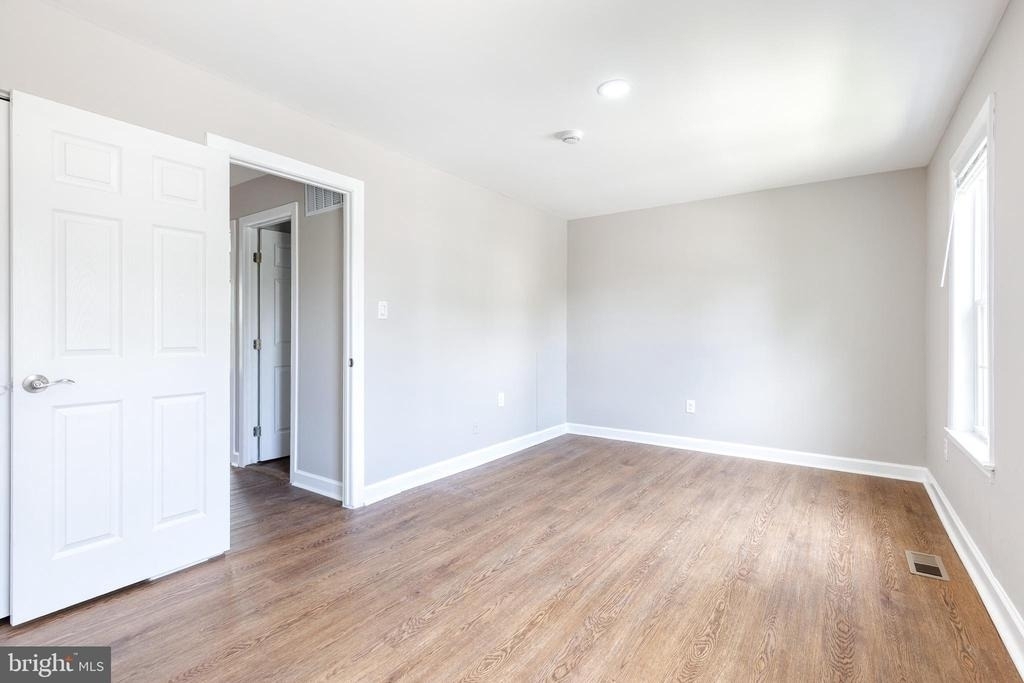 1869 Robin Court - Photo 12