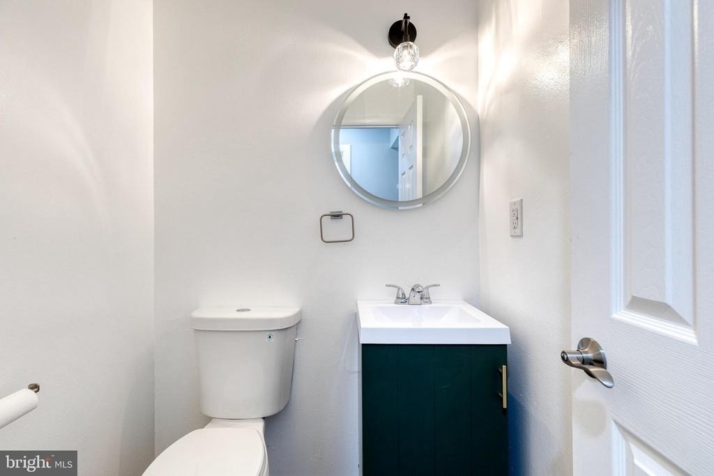 1869 Robin Court - Photo 10