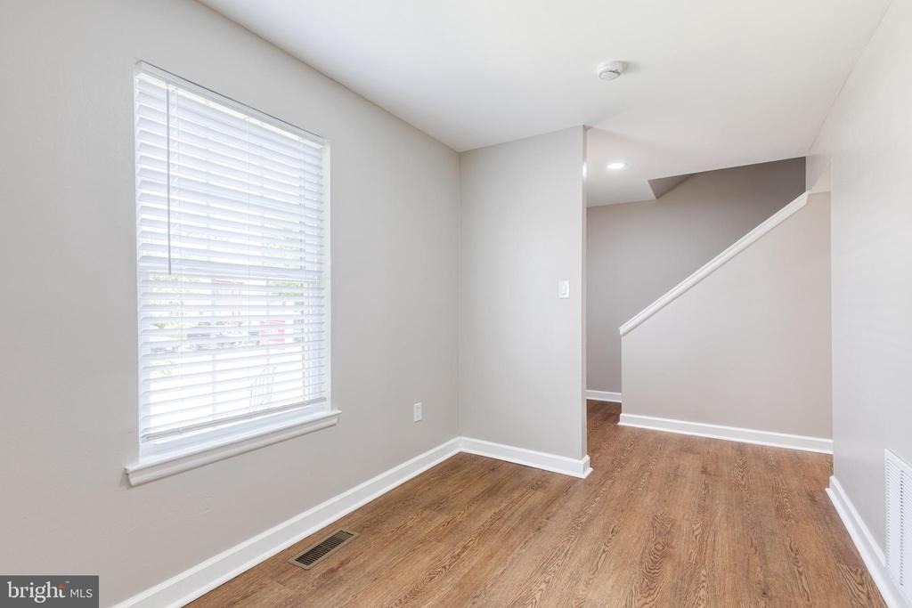 1869 Robin Court - Photo 6