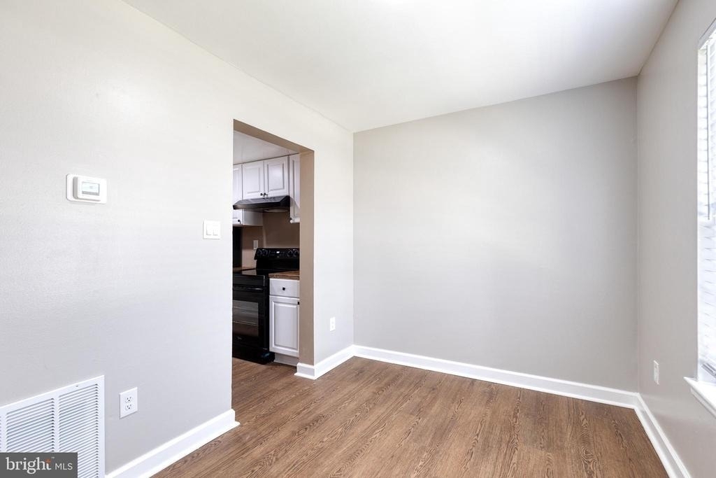 1869 Robin Court - Photo 5