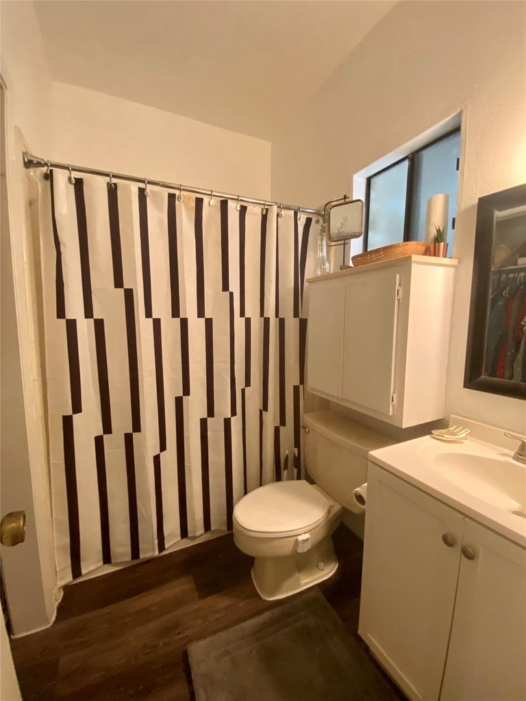 2818 Nueces St - Photo 5