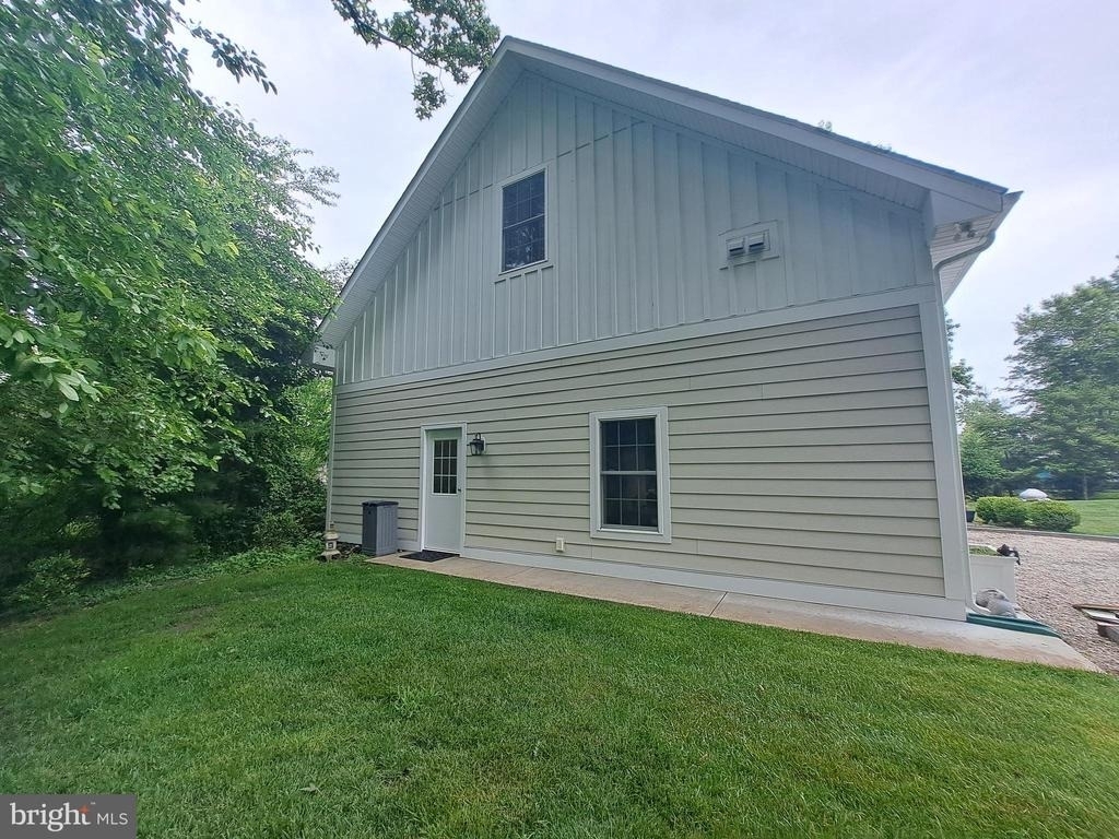15550 S New Road - Photo 18