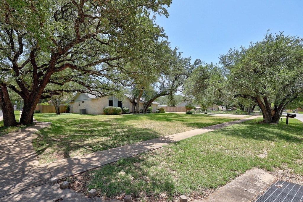 11205 D K Ranch Rd - Photo 5