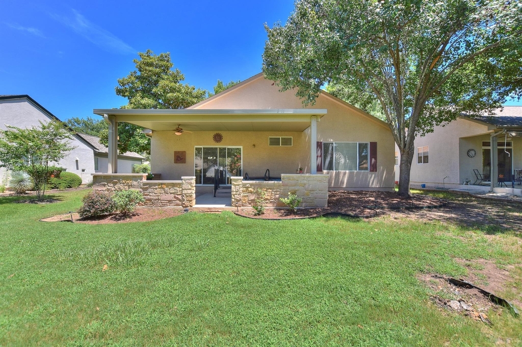 508 Texas Dr - Photo 2
