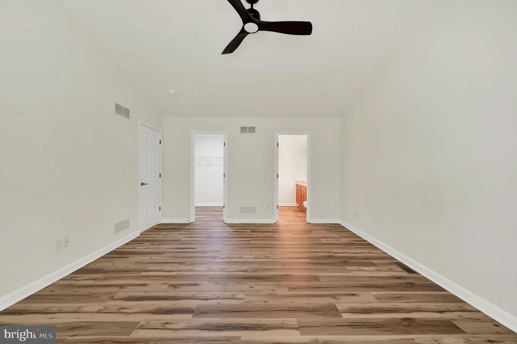 270 Oaknoll Avenue - Photo 10