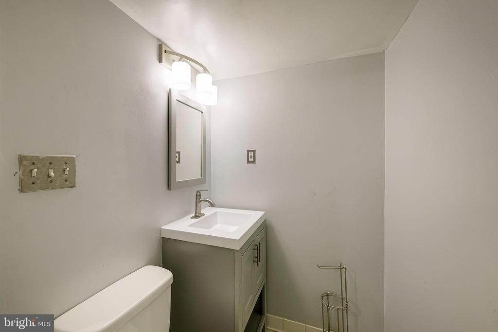 2827 11th Street Nw - Photo 36