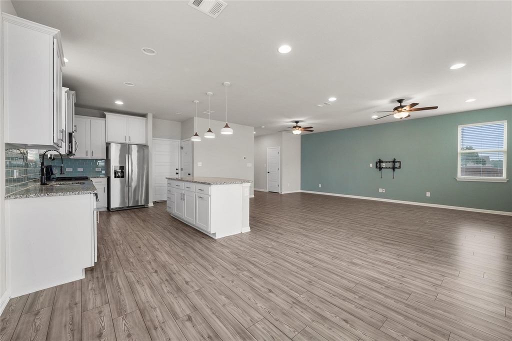 101 Lambert St - Photo 6