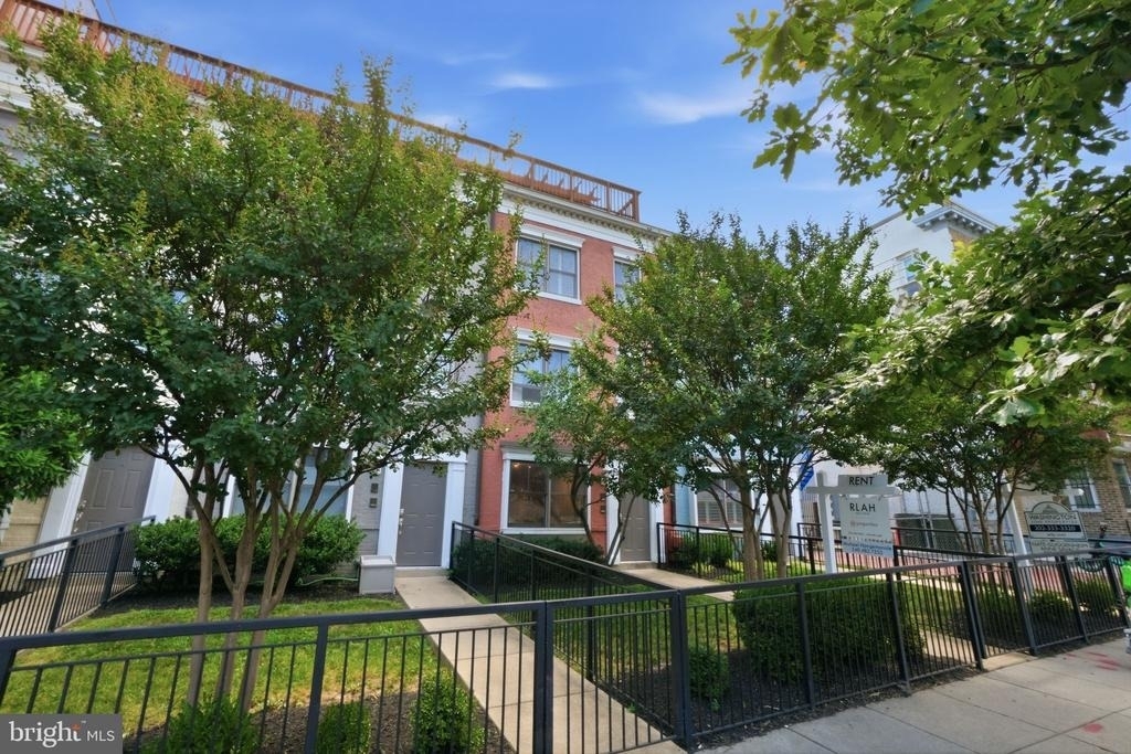 1413 11th Street Nw - Photo 0
