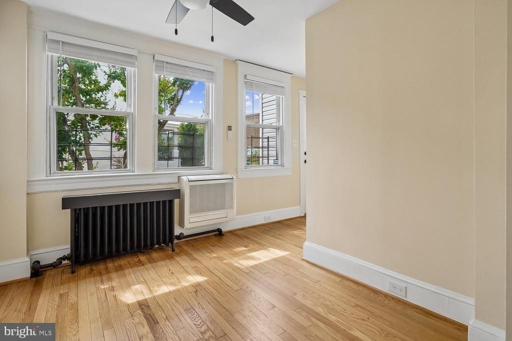 1303 West Virginia Avenue Ne - Photo 10
