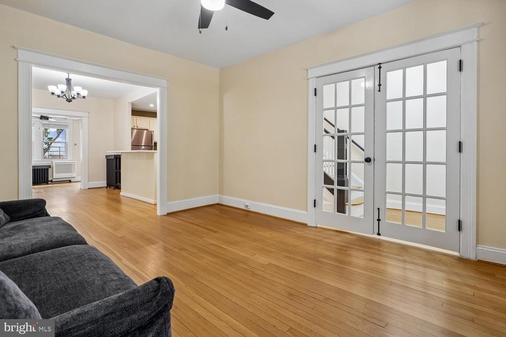 1303 West Virginia Avenue Ne - Photo 8