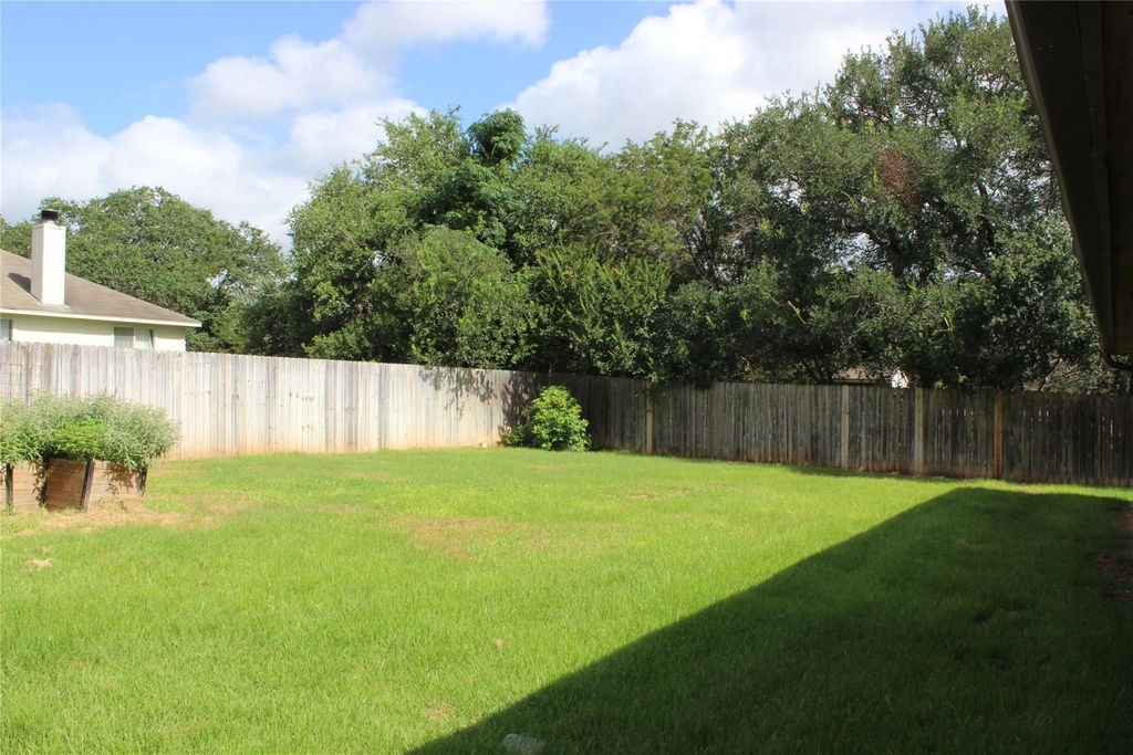 3 Honeysuckle Ln - Photo 11