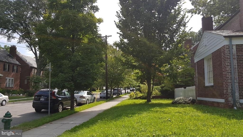 4440 Albemarle Street Nw - Photo 8