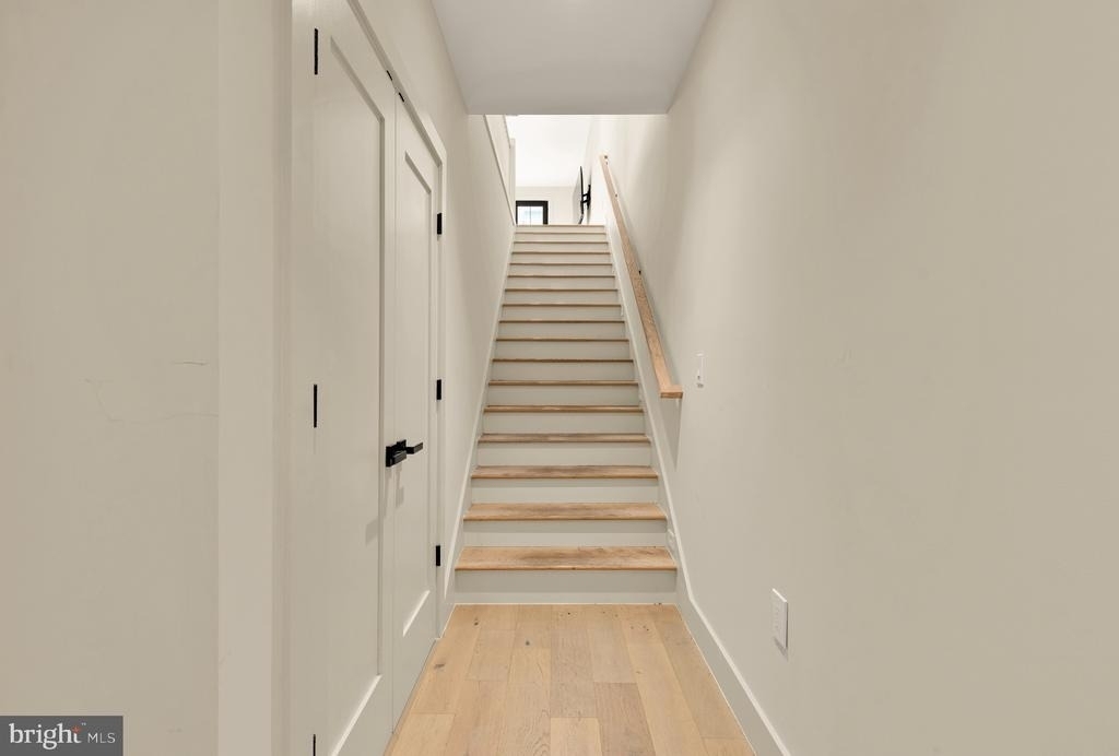 2100 4th Street Ne - Photo 3
