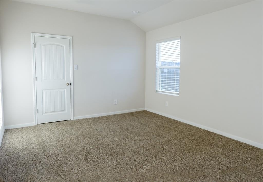 401 Abbey Ln - Photo 8
