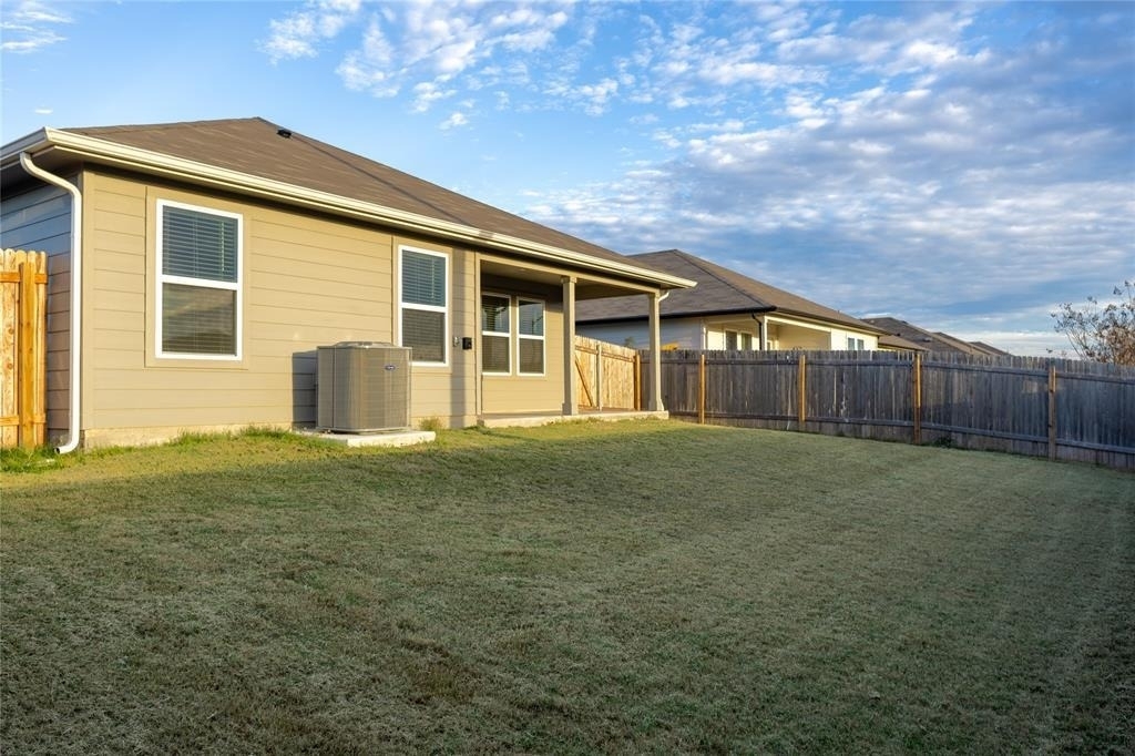 401 Abbey Ln - Photo 17