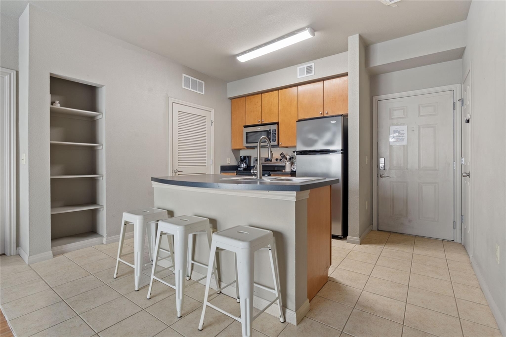 2515 Pearl St - Photo 8