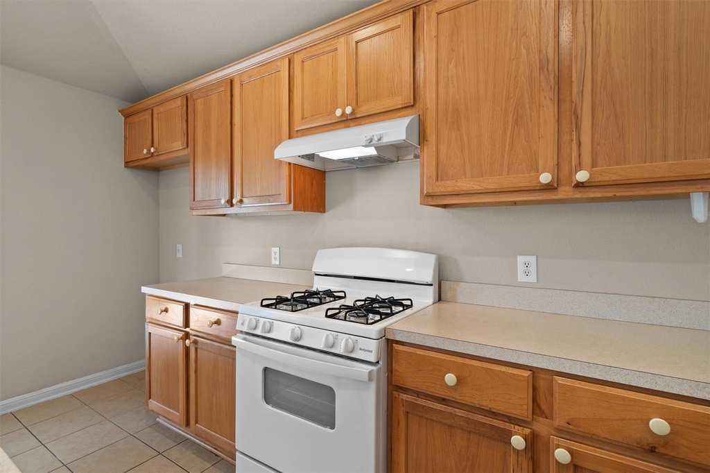 1322 Tumbling River Dr - Photo 8