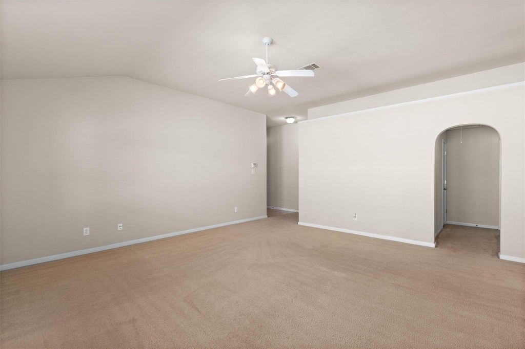 1322 Tumbling River Dr - Photo 3