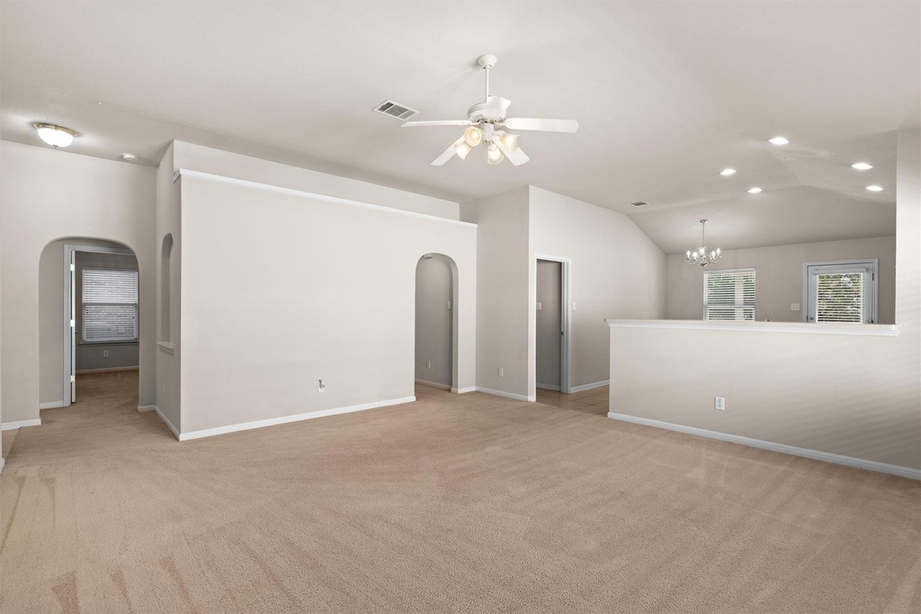 1322 Tumbling River Dr - Photo 5