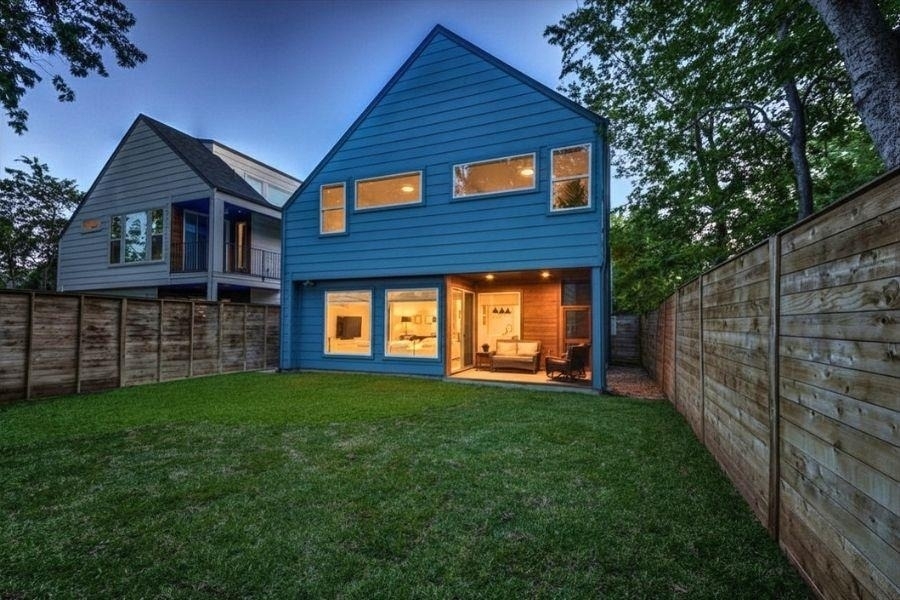 916 E 50th St - Photo 32