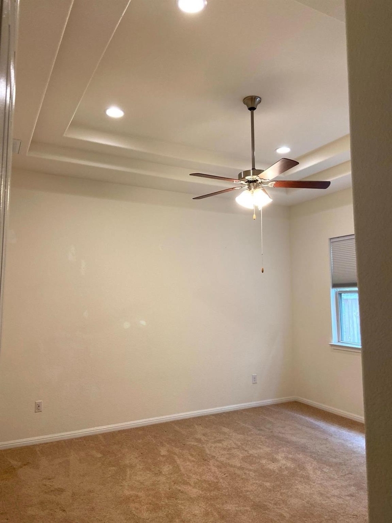 2918 Zelma Dr - Photo 17