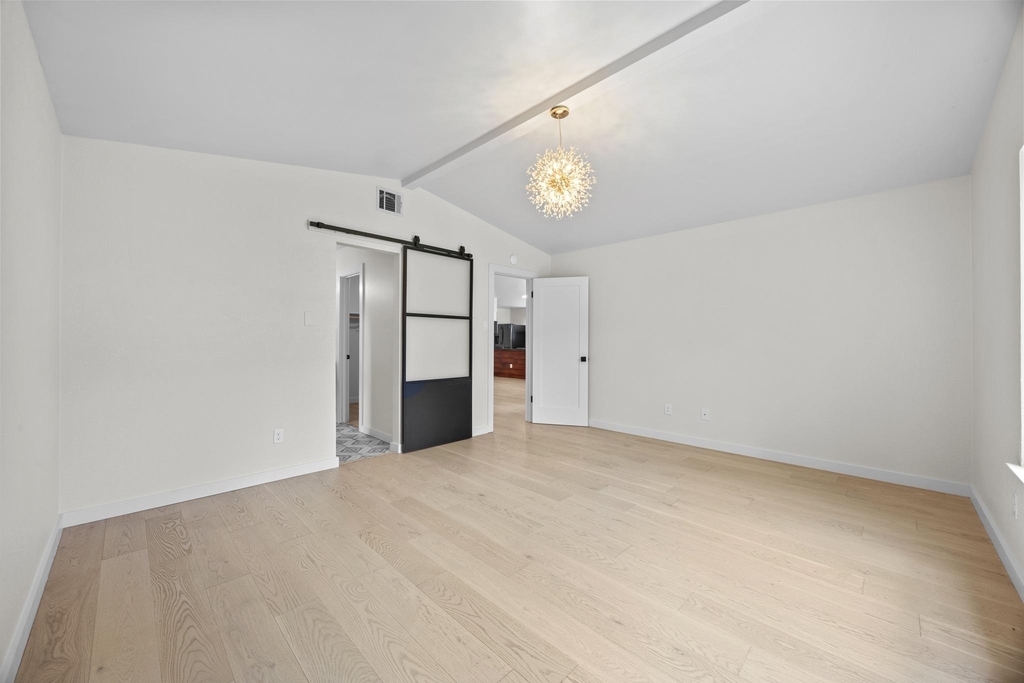 8708 Huebinger Pass - Photo 16