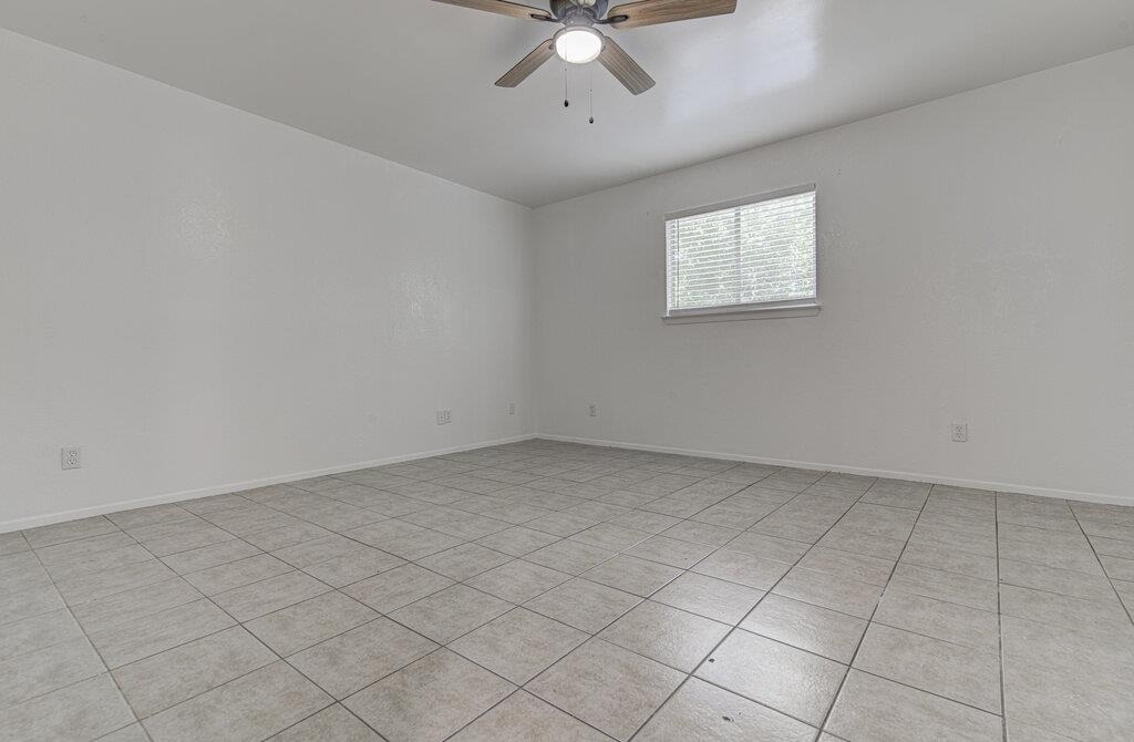 805 Sirocco Dr - Photo 13