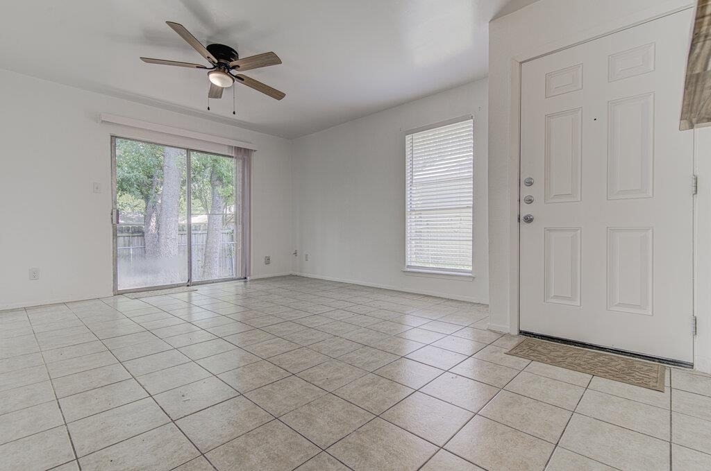 805 Sirocco Dr - Photo 4