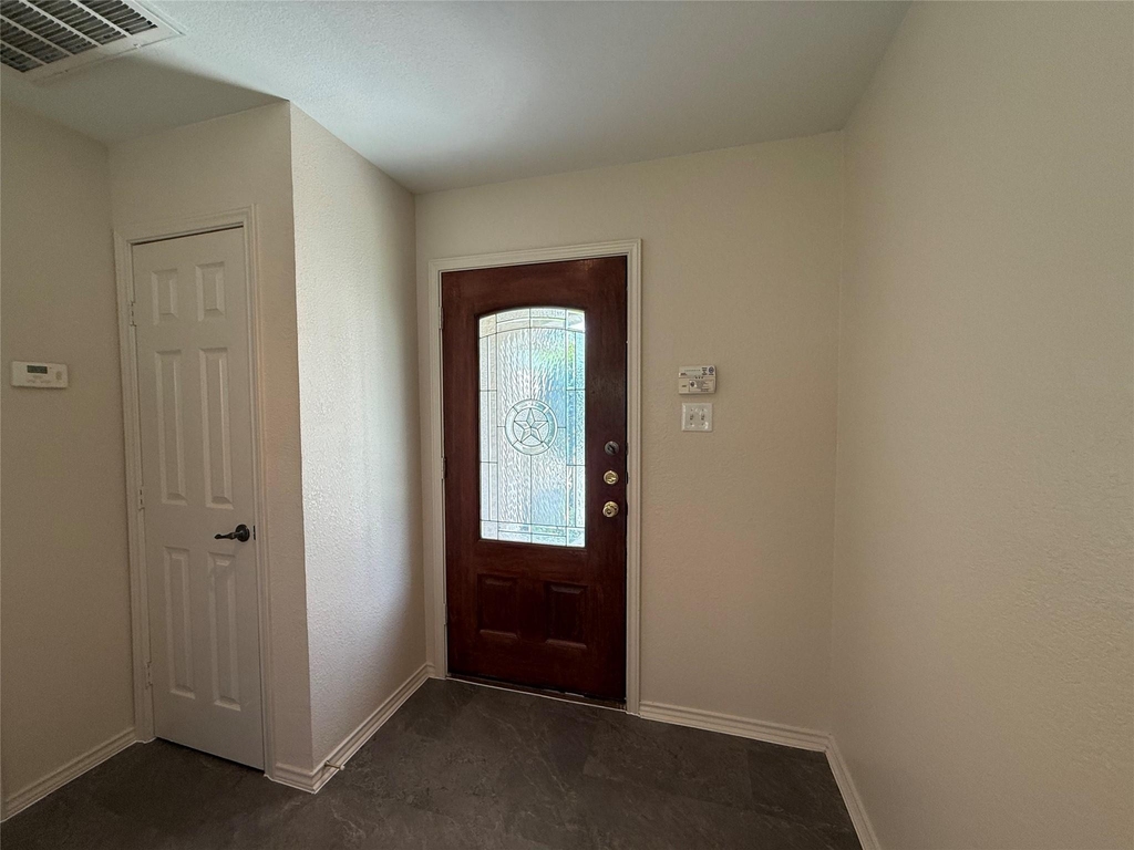 640 New Country Rd - Photo 1