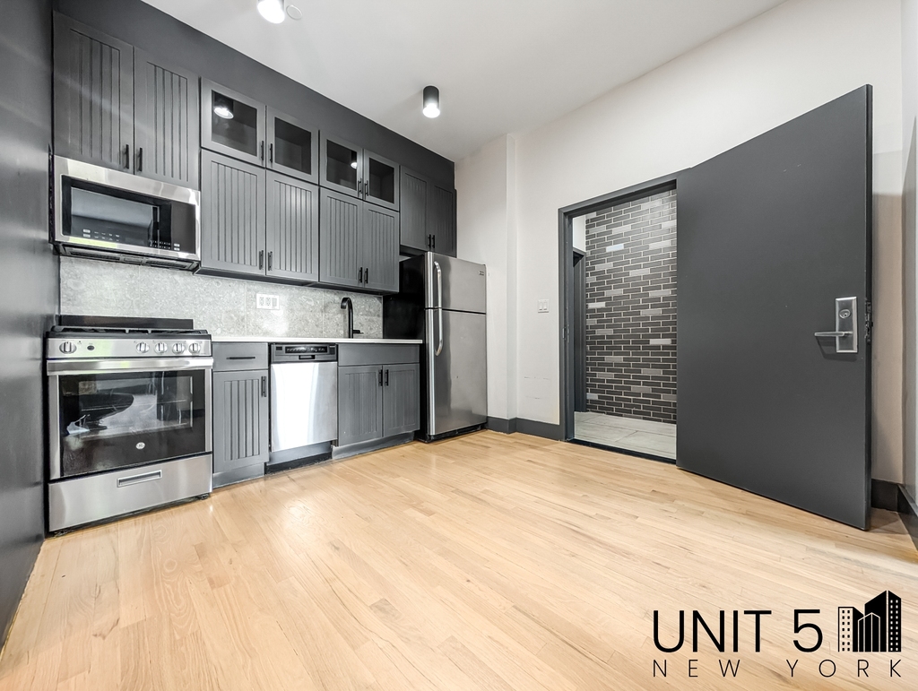15 Judge Street - Photo 1