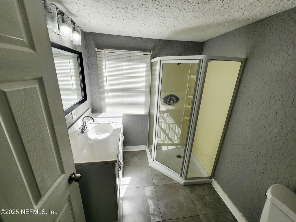 3238 Townsend Boulevard - Photo 7
