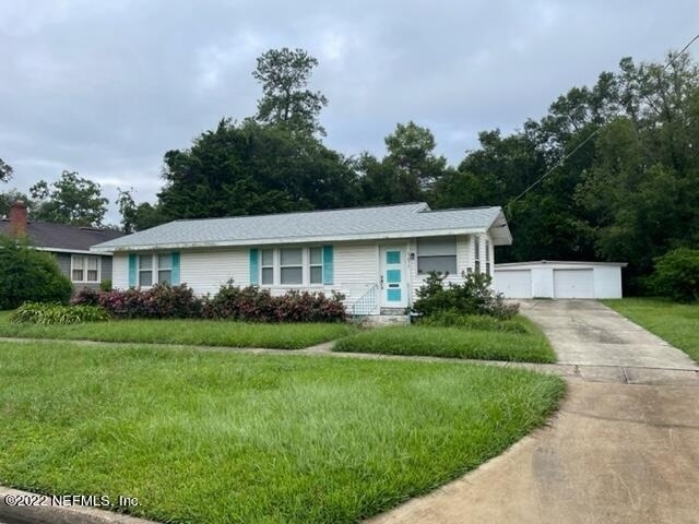 3677 Walsh Street - Photo 0