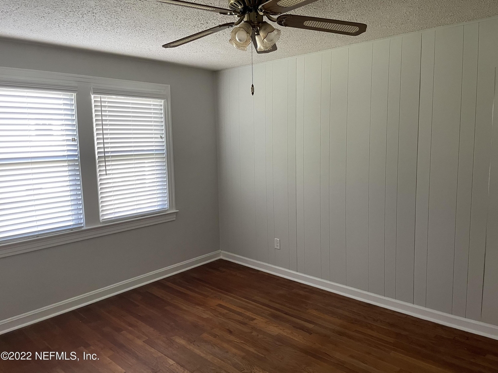 3677 Walsh Street - Photo 6