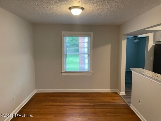 3677 Walsh Street - Photo 14