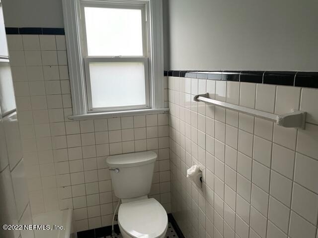 3677 Walsh Street - Photo 9