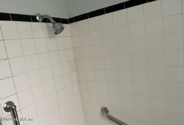 3677 Walsh Street - Photo 8