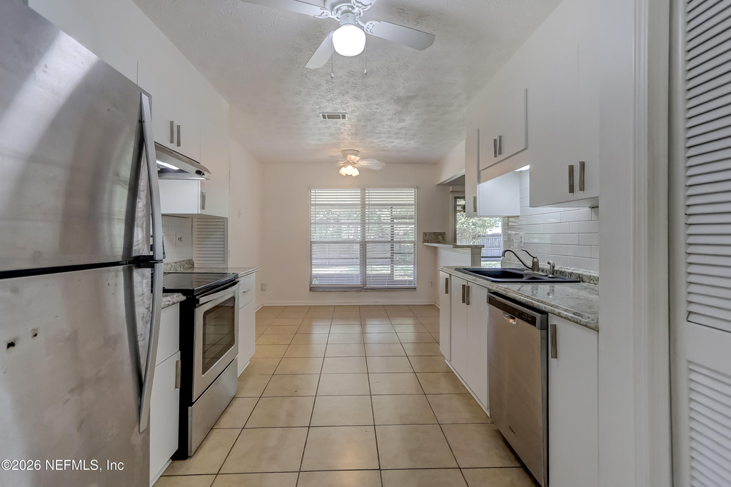 166 Vanderford Road W - Photo 11