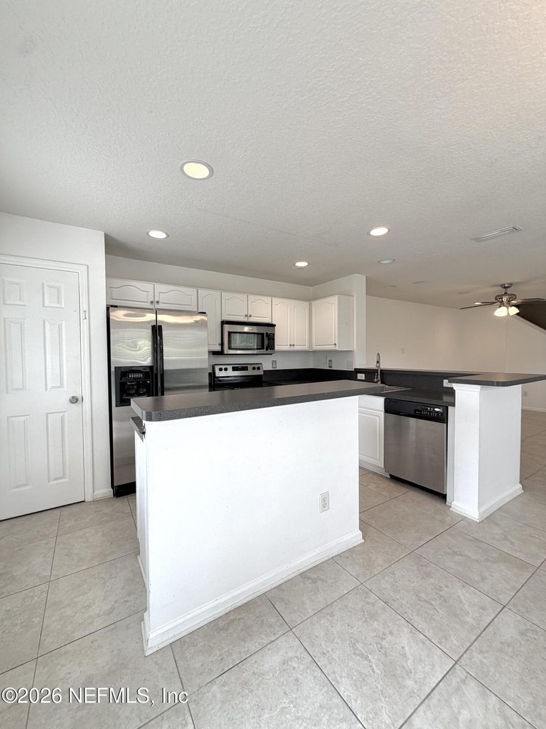 104 Crete Court - Photo 8