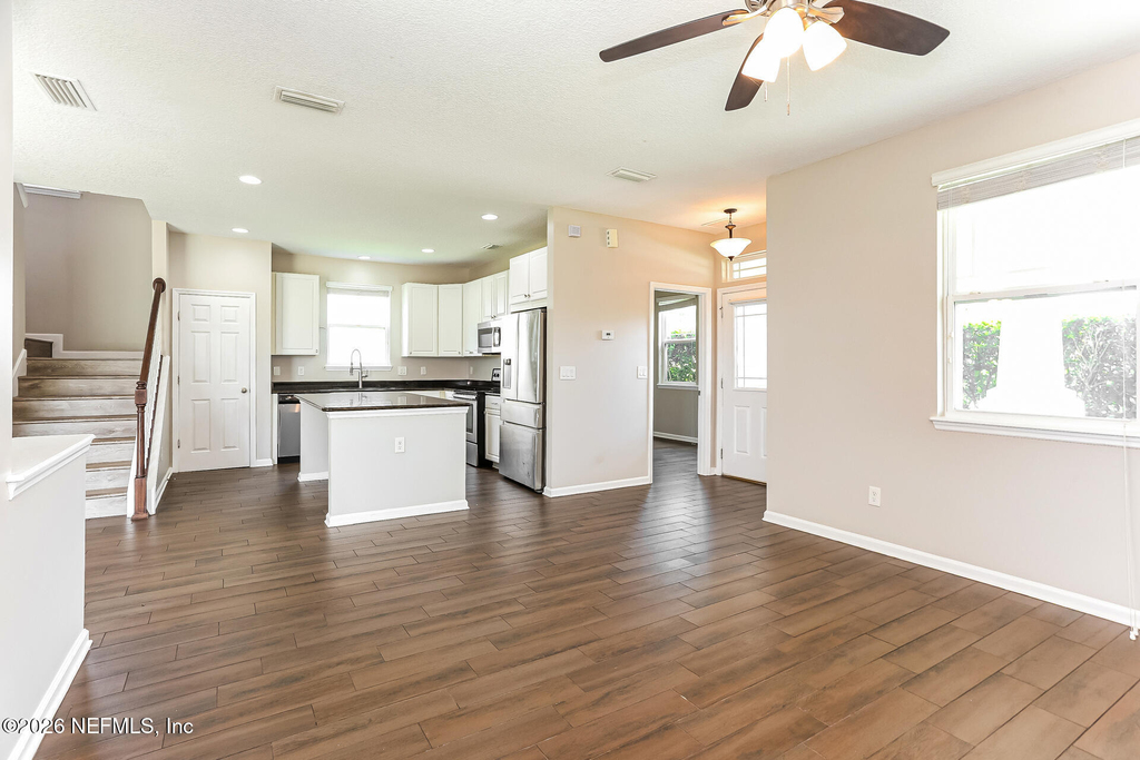 338 Vineyard Lane - Photo 1