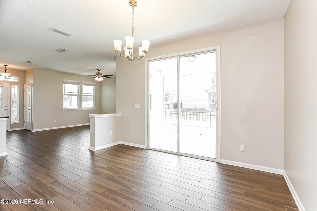 338 Vineyard Lane - Photo 4