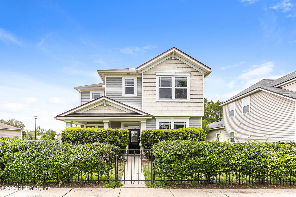 338 Vineyard Lane - Photo 0