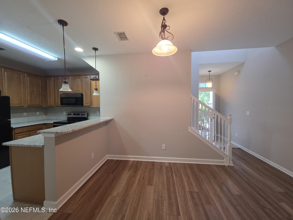 6070 Bartram Village Drive - Photo 7
