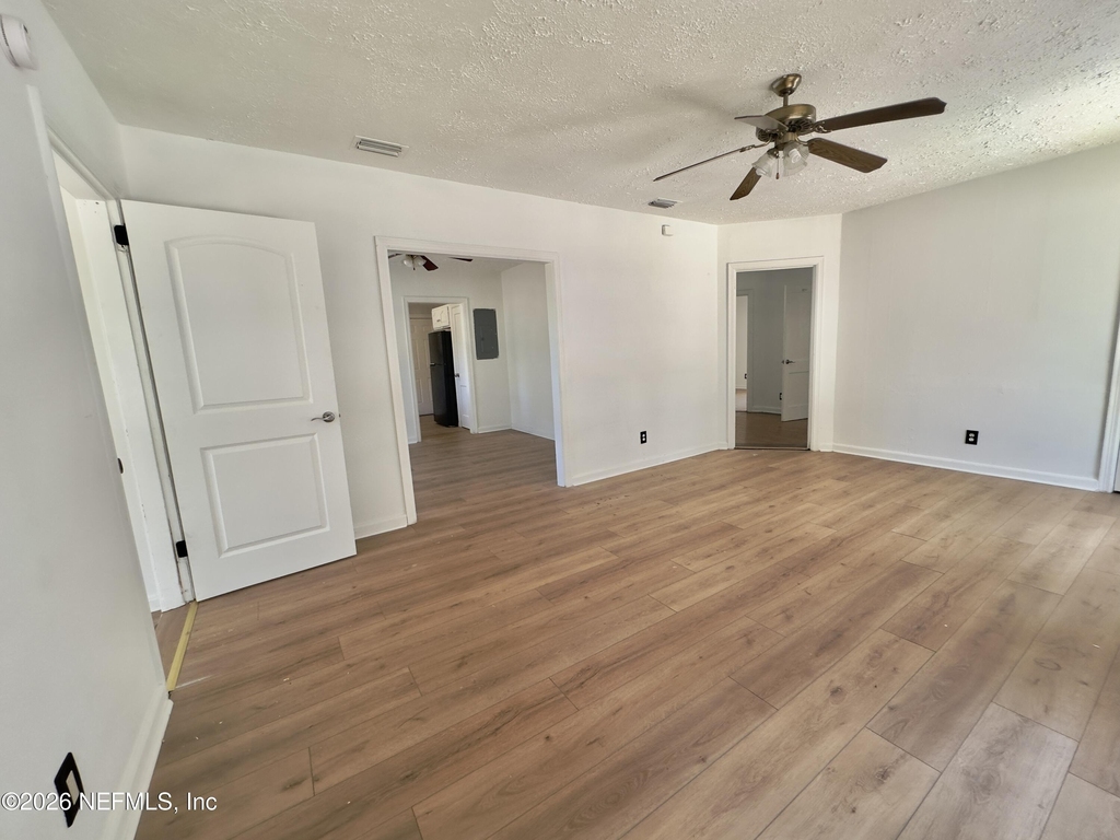 2051 Danese Street - Photo 4