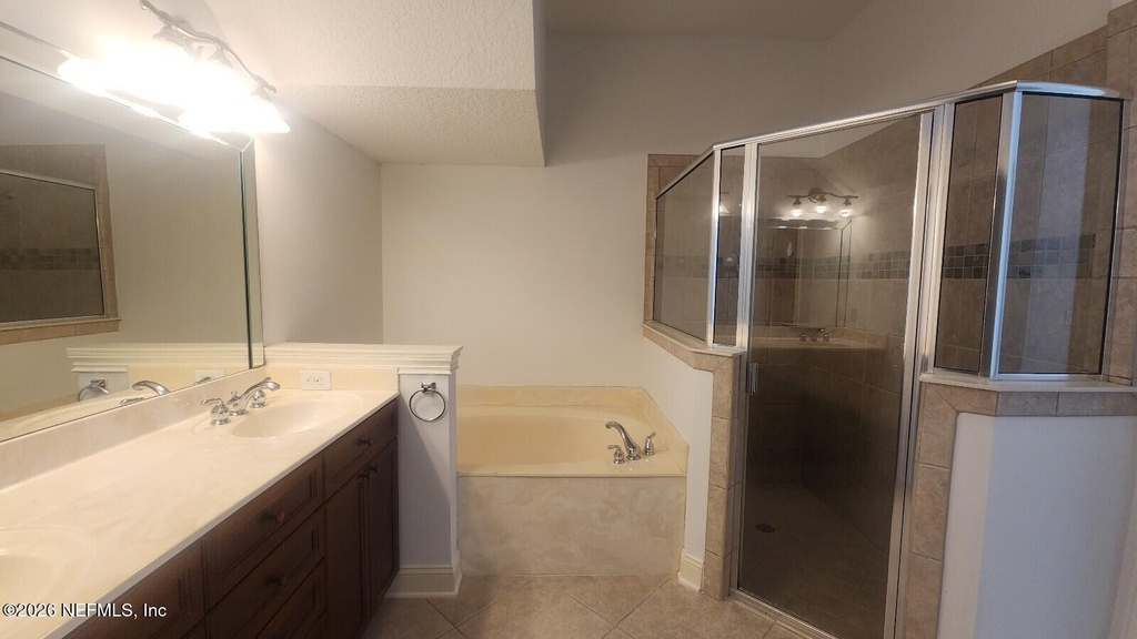 654 S Loop Parkway - Photo 18