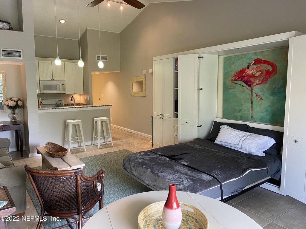 667 Summer Place - Photo 6