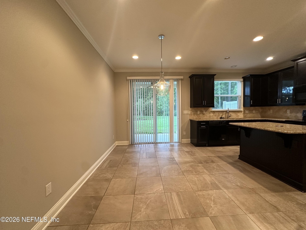 91 Richmond Drive - Photo 4