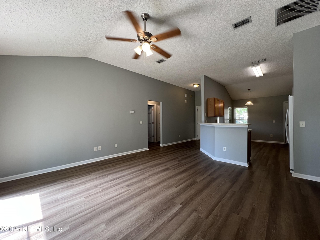 8382 Stelling Drive S - Photo 2