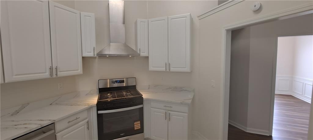 1050 Hillary Lane - Photo 1